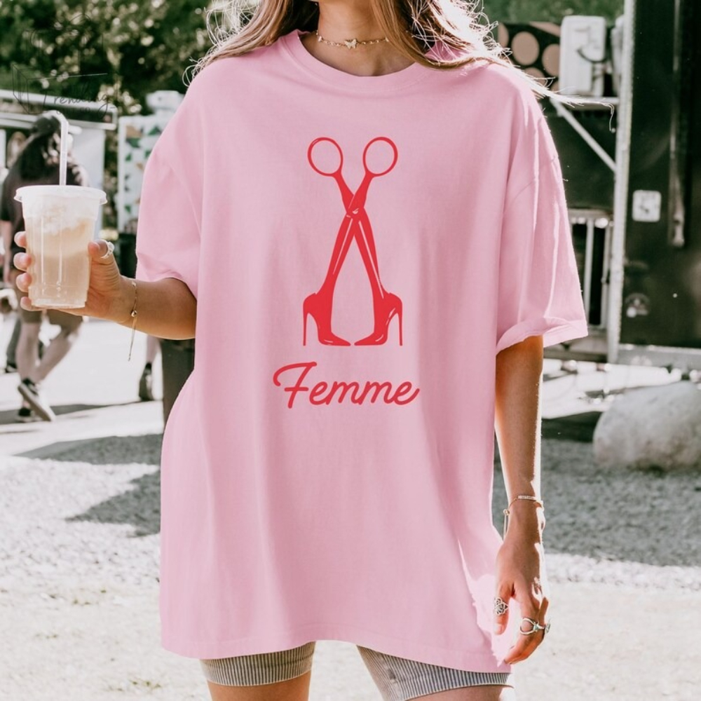 Subtle Lesbian Pride Shirt Cre - Vintage Queer Fashion 评论和价格