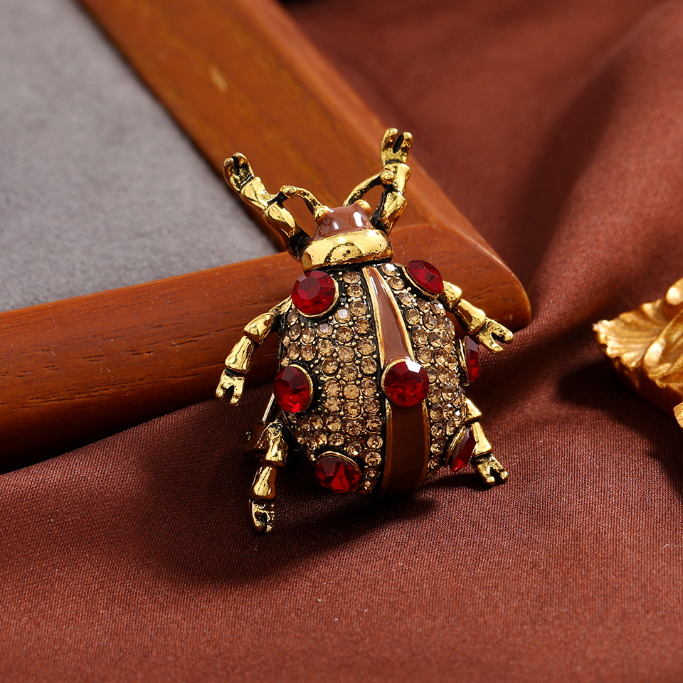 Morkopela Vintage Rhinestone B - Vintage Fashion Bug 评论和价格