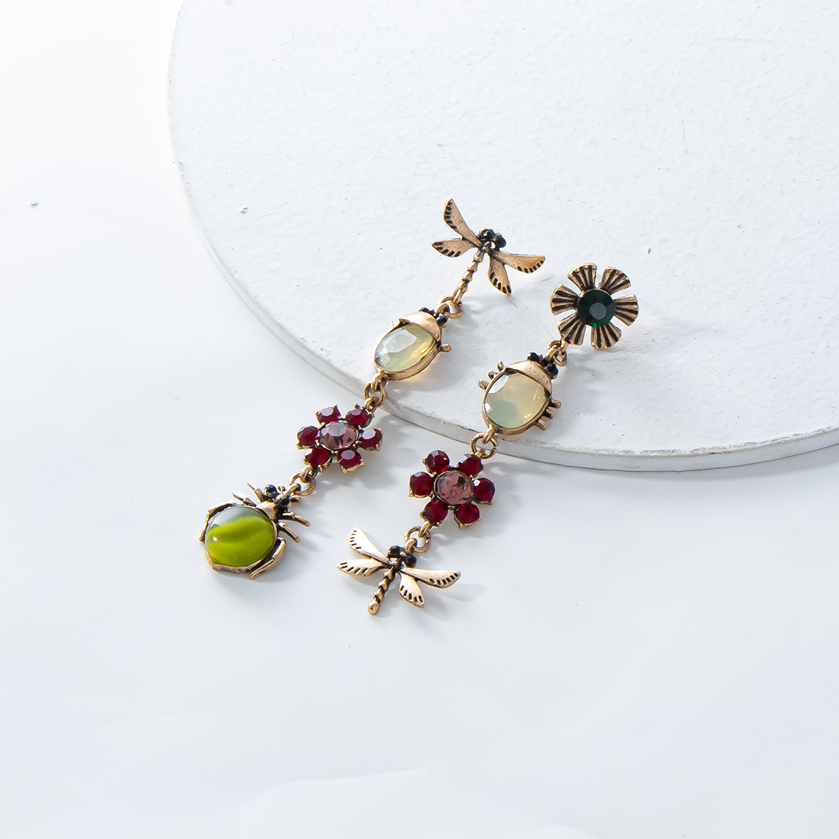Vintage Jewelry Wholesale Long - Vintage Fashion Bug 评论和价格