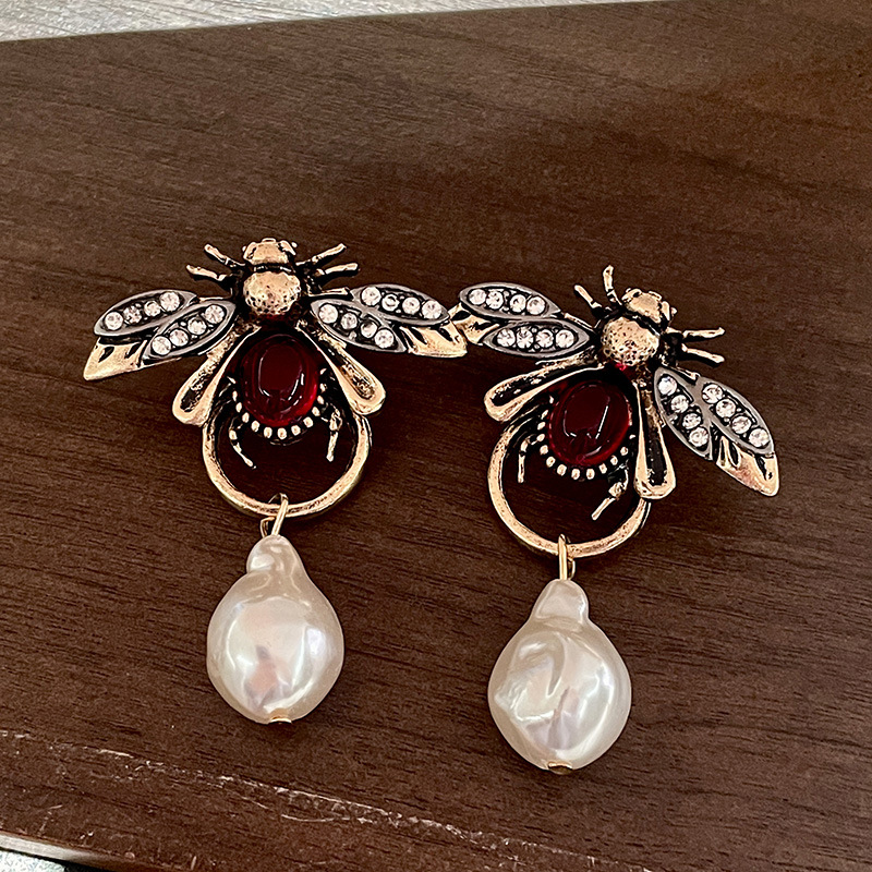 Vintage Bug Insect Dangle Earr - Vintage Fashion Bug 评论和价格
