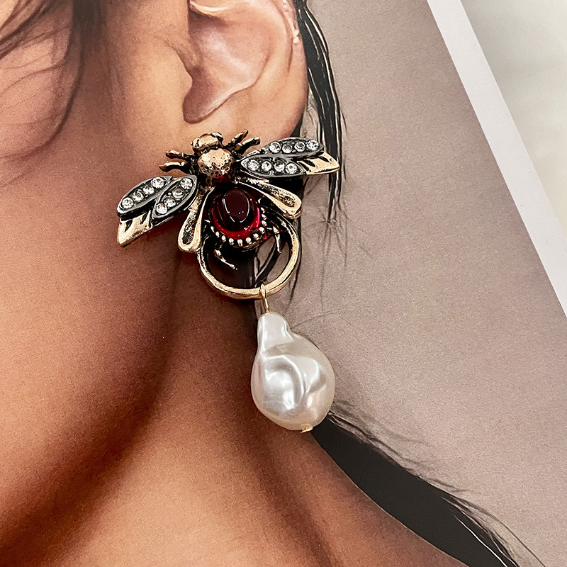 Vintage Bug Insect Dangle Earr - Vintage Fashion Bug 评论和价格