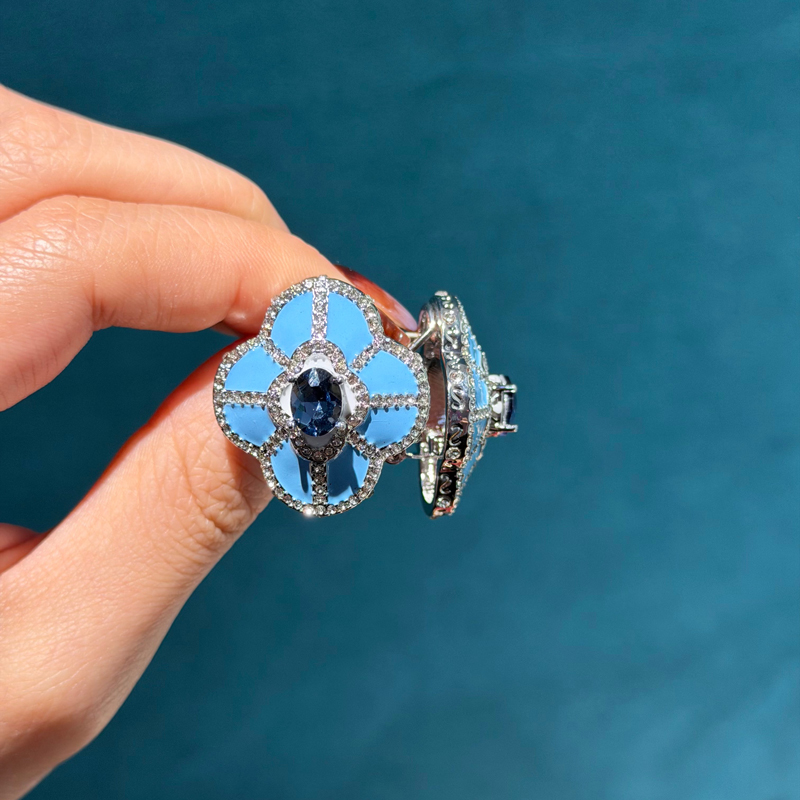Vintage Four Leaves Blue Stud  - Vintage Fashion Jewelry Brands 评论和价格